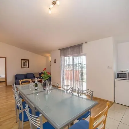 In Okrug Gornji With Sea View, Balcony, Air Conditioning, Wifi 5048-5 Apartment Trogir