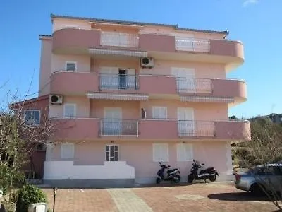 In Okrug Gornji With Sea View, Balcony, Air Conditioning, Wifi 5048-5 Apartment