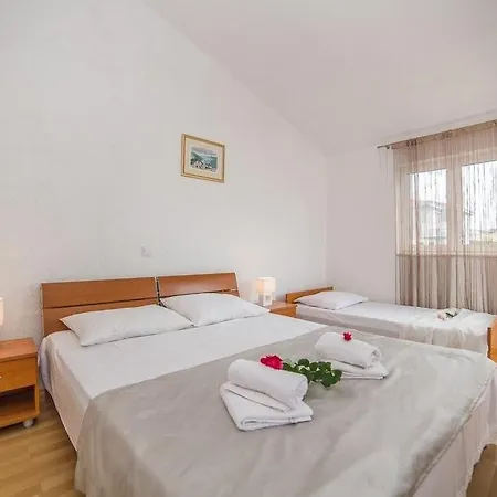In Okrug Gornji With Sea View, Balcony, Air Conditioning, Wifi 5048-5 *
