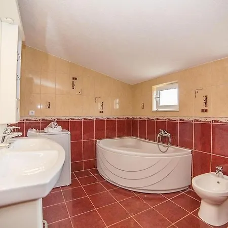In Okrug Gornji With Sea View, Balcony, Air Conditioning, Wifi 5048-5 * Trogir